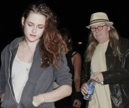 John Stewart with his daughter Kristen Stewart.